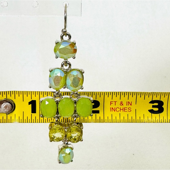 VINTAGE INSPIRED Lime green Silver Tone Sparkly Lightweight Chandelier Earrings - Picture 5 of 6